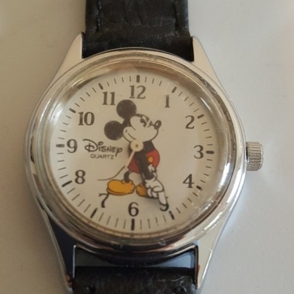 Disney Mickey Mouse watch Vintage Mickey Mouse Watch - Picture 9 of 10